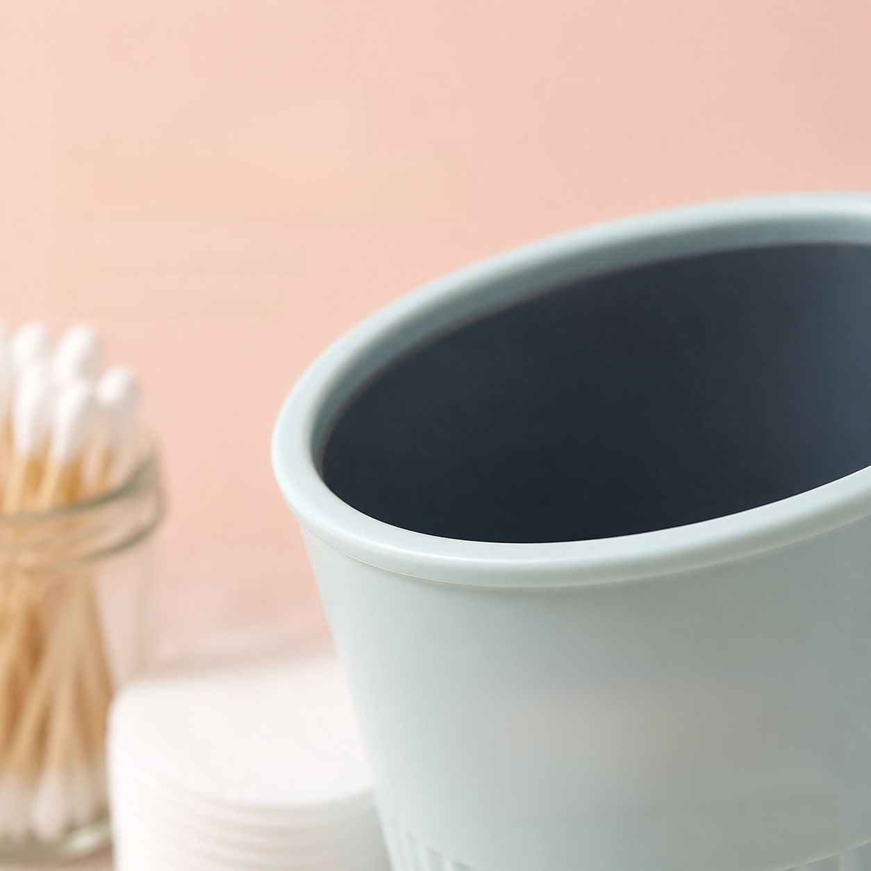 Creative Two-Tone Toothbrush Cup