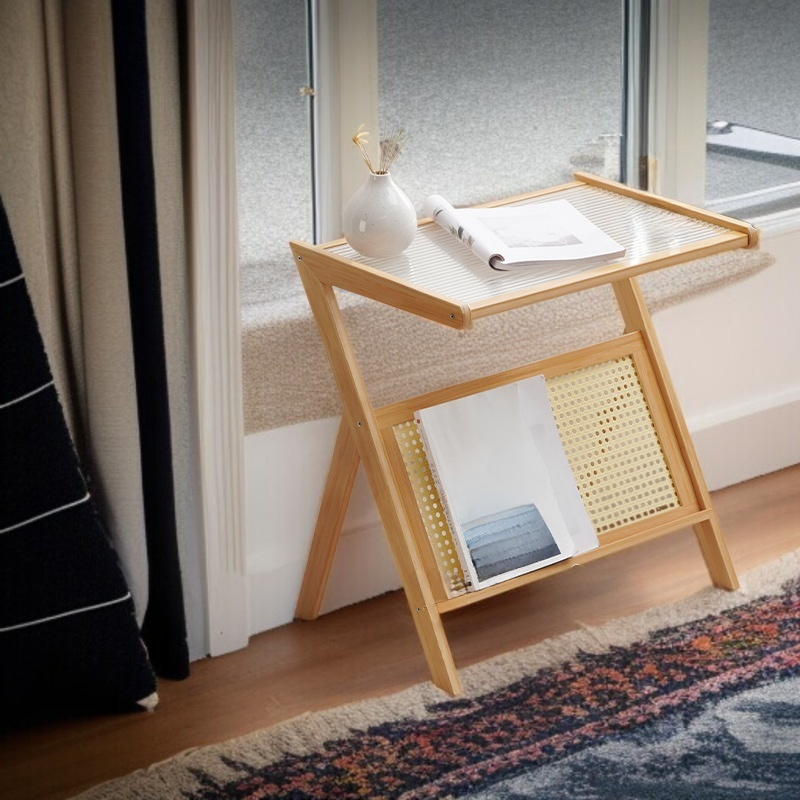 심플하고 세련된 소파 사이드 테이블