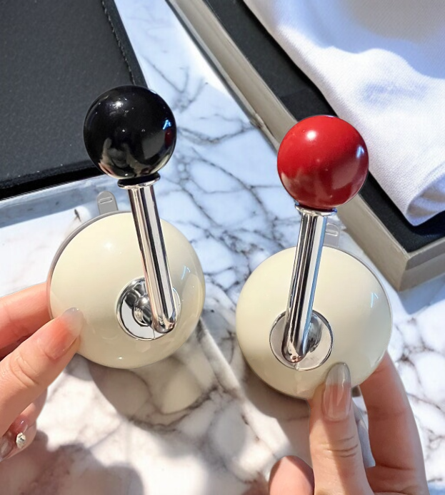 강력한 흡착력의 욕실 빨판 후크