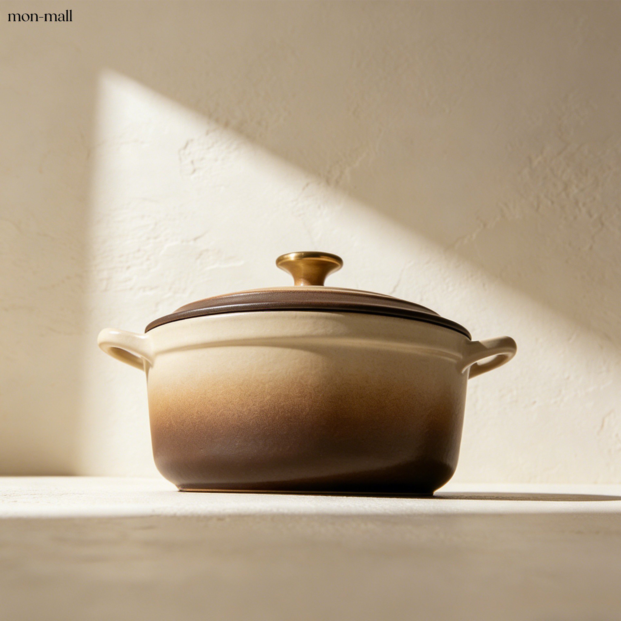 Durable casserole dish with heat proof design