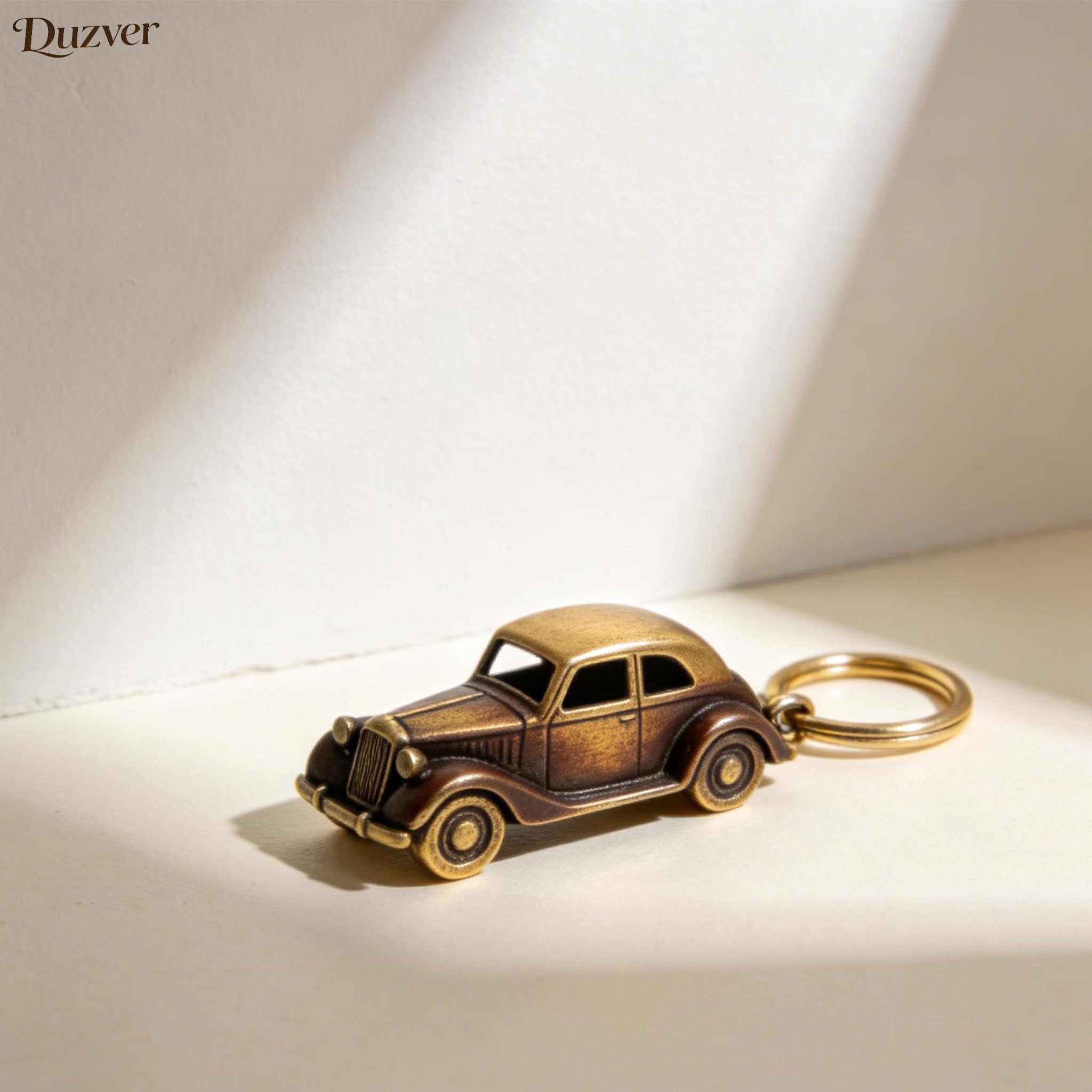 Vintage Schlüsselanhänger im klassischen Retro-Stil