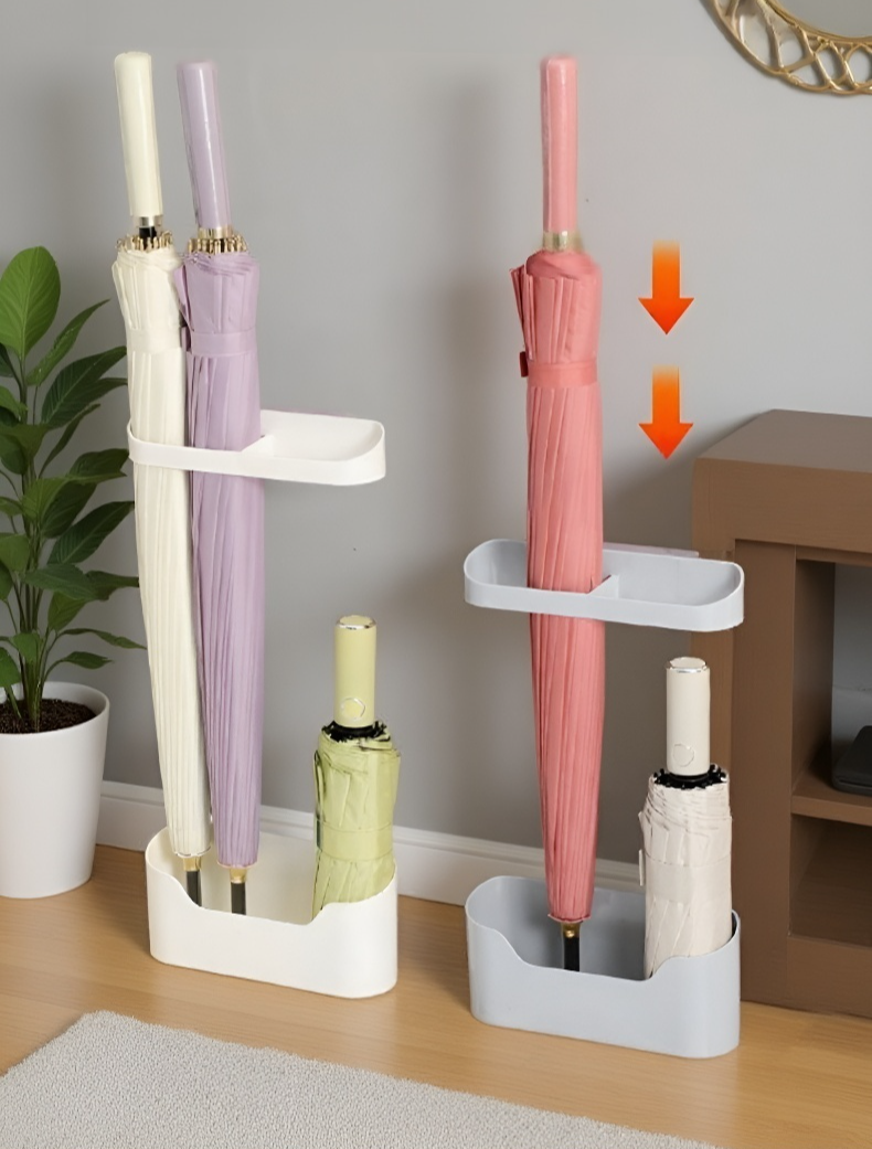 벽에 부착된 우산 수납 선반 디테일