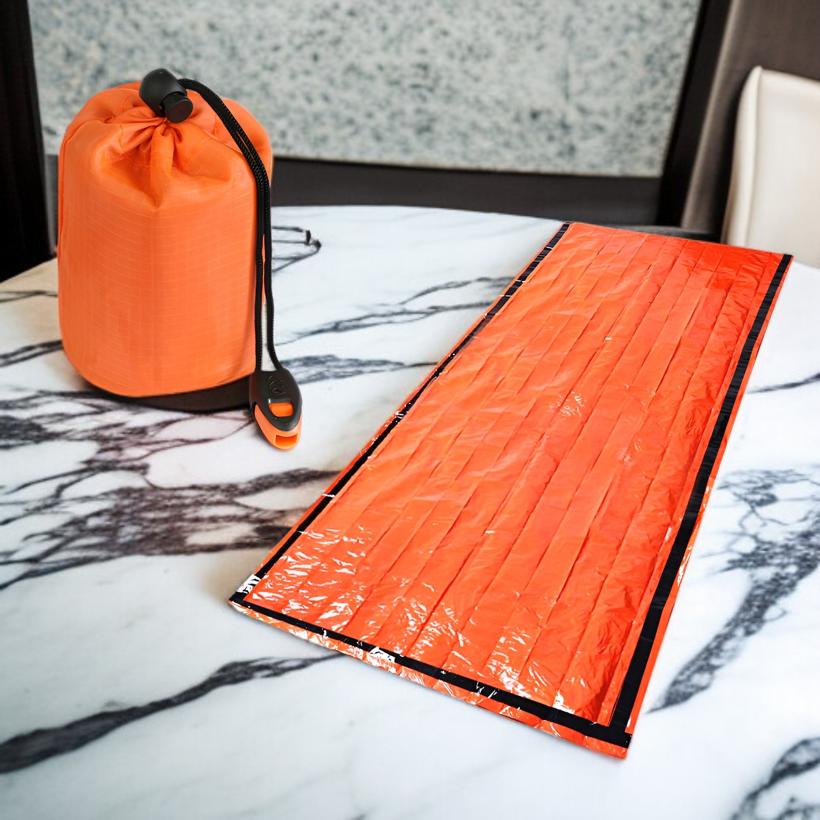 حقيبة نوم الطوارئ الخارجية