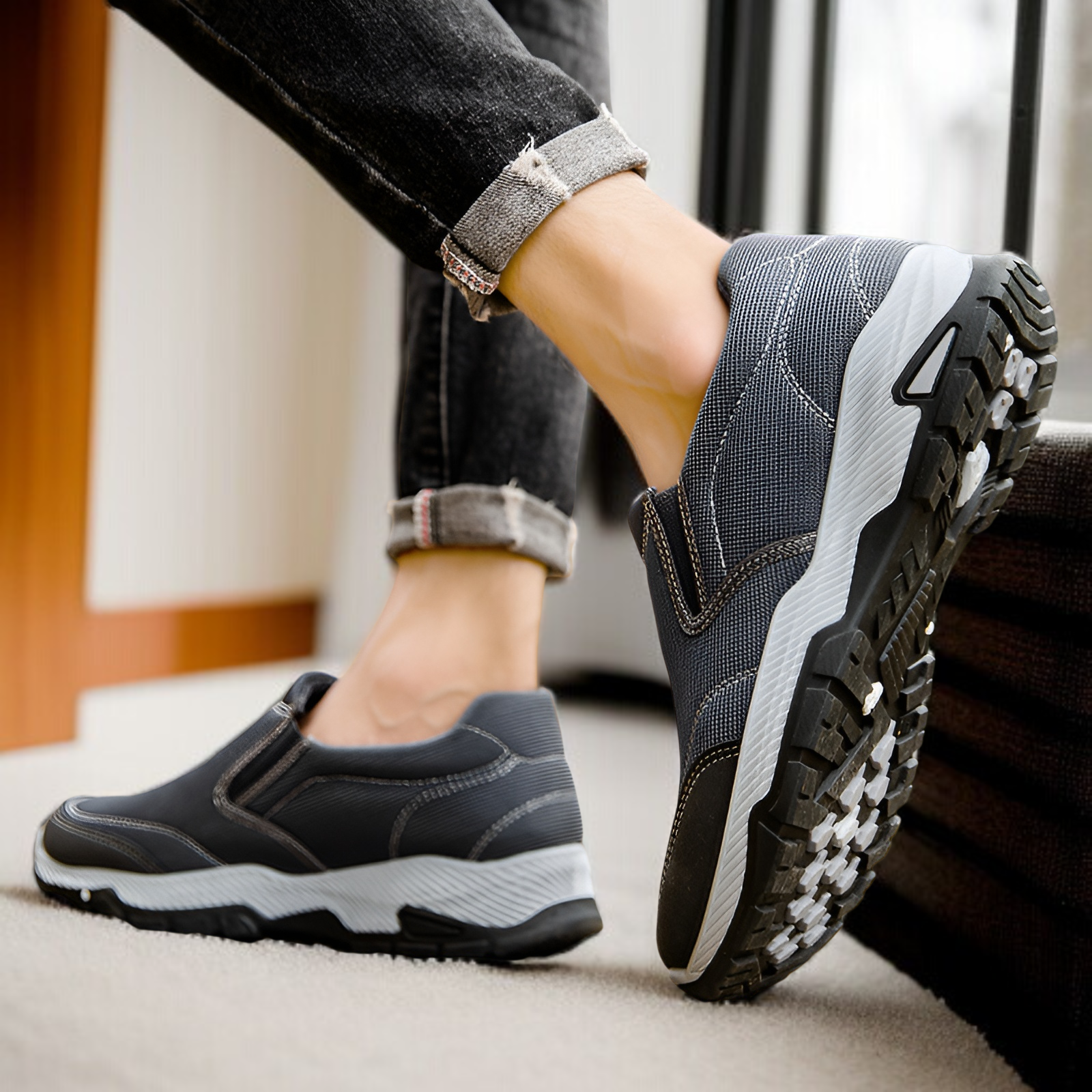 カジュアルシューズメンズ2025春新作カジュアルシューズ中高年アウトドアシューズお父さんシューズラウンドトゥ通気性スポーツシューズワンステップメンズシューズ