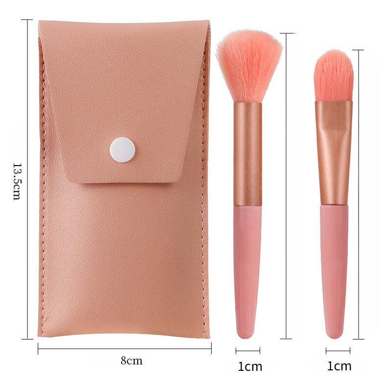 Fine-bristled makeup brush set