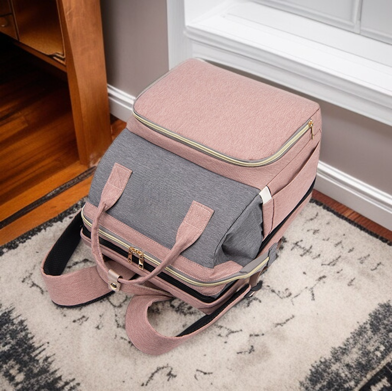 기저귀 가방 내부 구성 및 정리된 모습