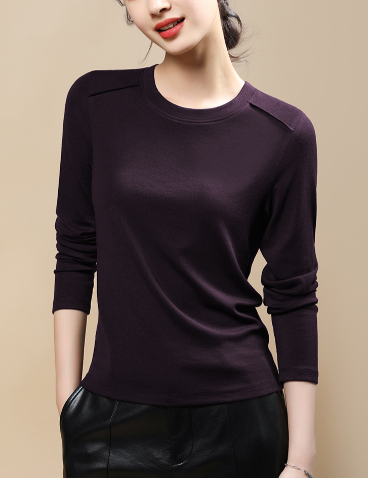 着痩せ効果が期待できる秋冬新作Tシャツ