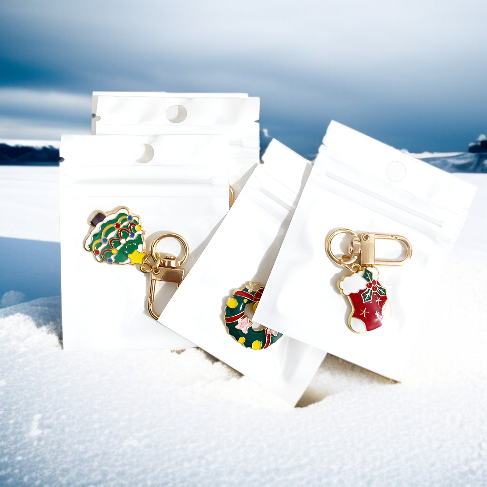 ギフトラッピングされたサンタキーホルダー