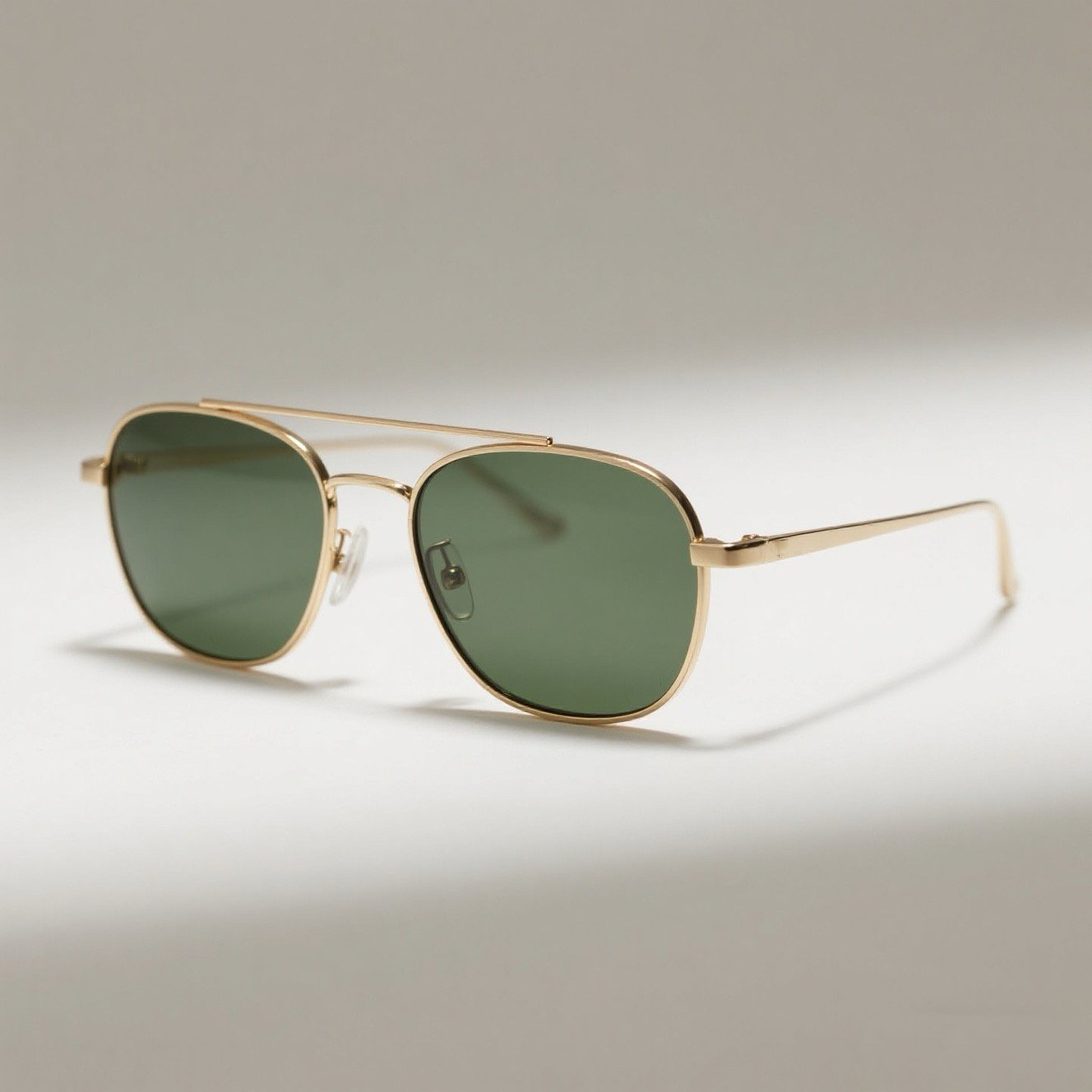 แว่นกันแดดกรอบทอง เลนส์สีเขียว สำหรับผู้ชายและผู้หญิง