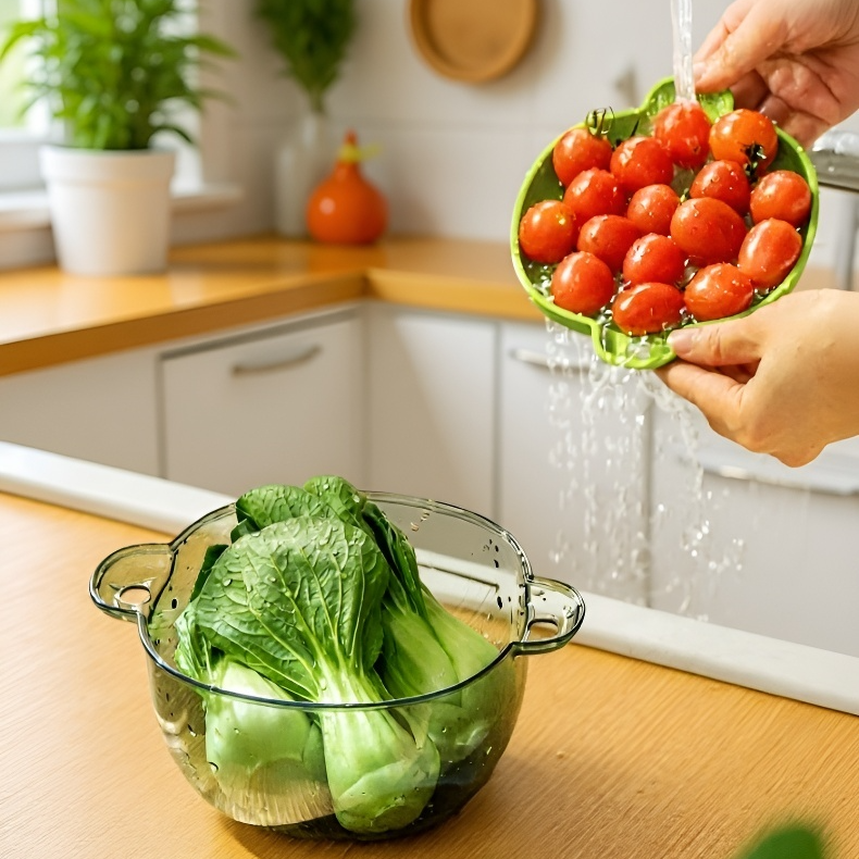 Clear plastic drain basket with secure lid