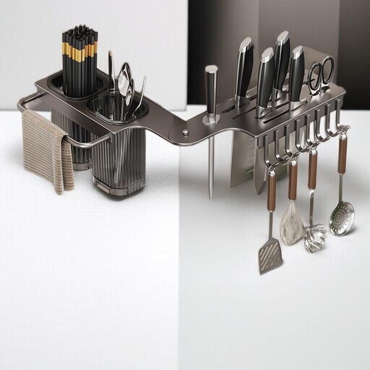 다양한 주방용품을 수납 가능한 일체형 칼틀