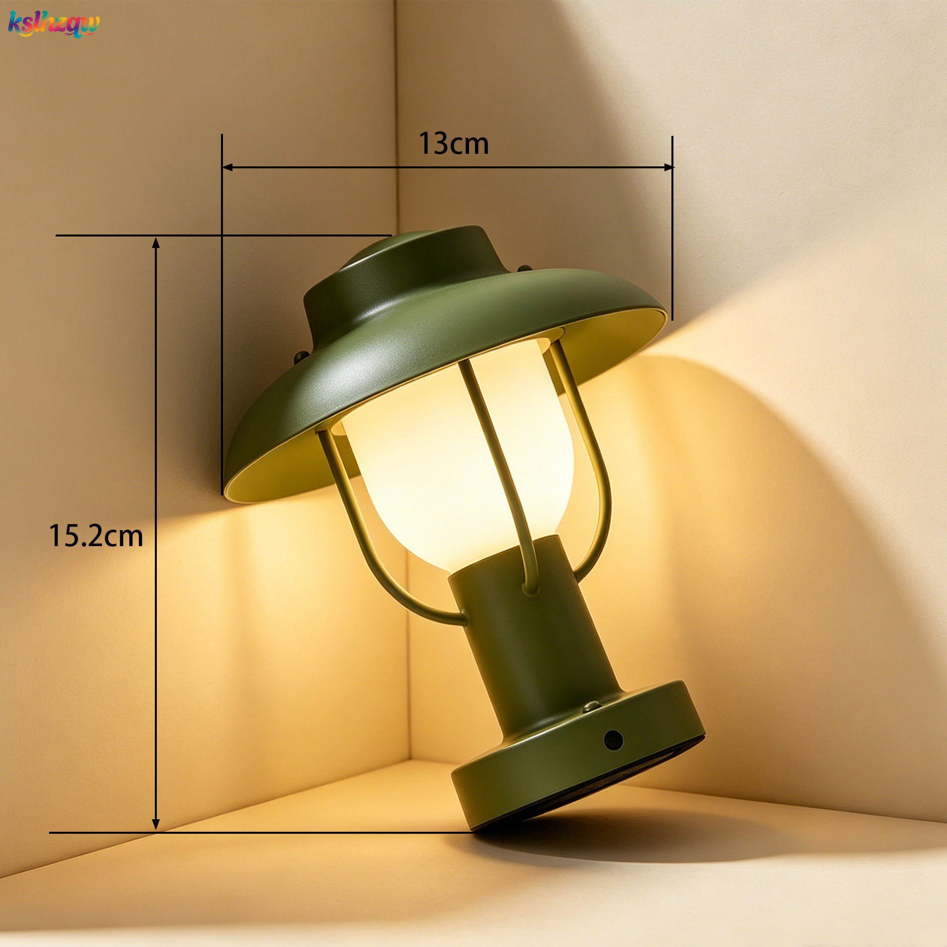 Kempingová lampa s dlouhou výdrží baterie