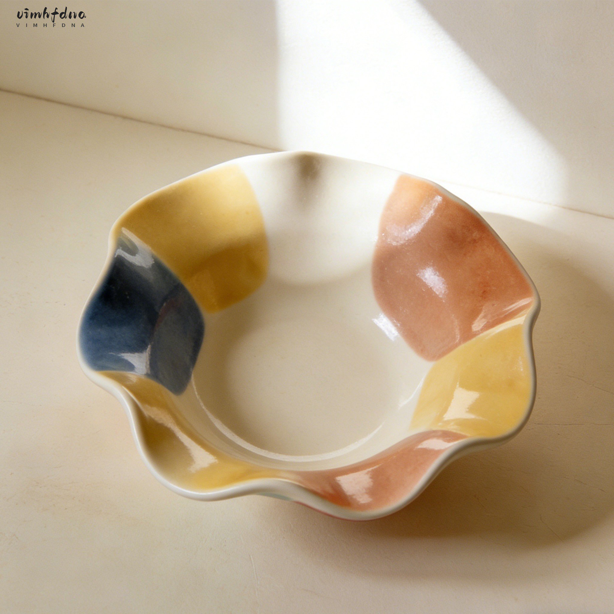 使い捨て紙皿が重ねられた様子