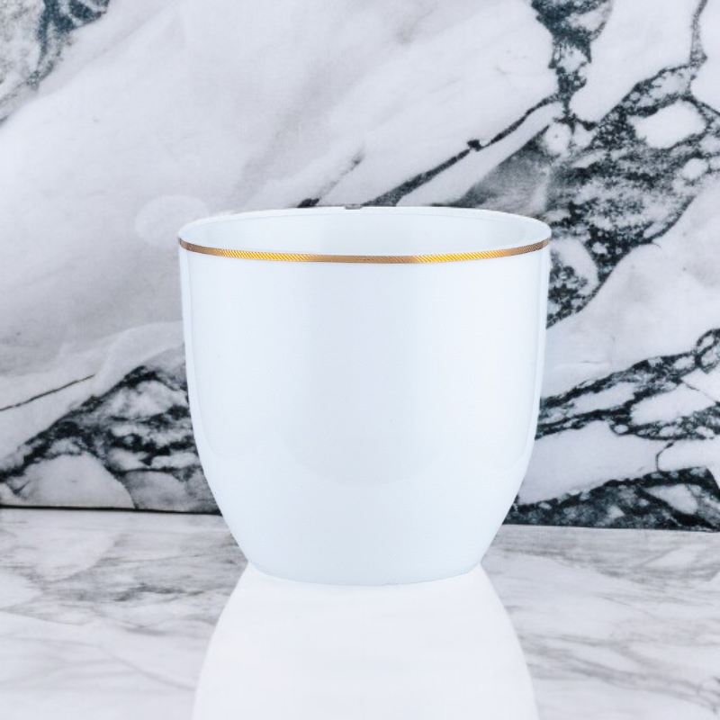 軽量で使いやすいプノンペン皿の側面写真