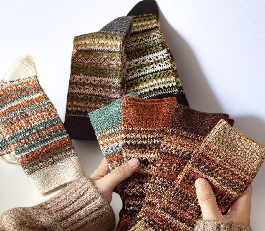 여자 패션에 어울리는 미디엄 스타킹