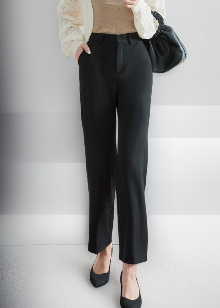 오피스룩에 어울리는 검은색 바지