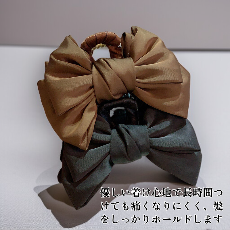 カジュアルにもフォーマルにも使えるリボンヘアクリップ