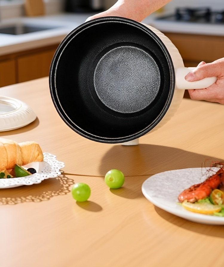 ステンレス素材の高耐久ミニ電気鍋