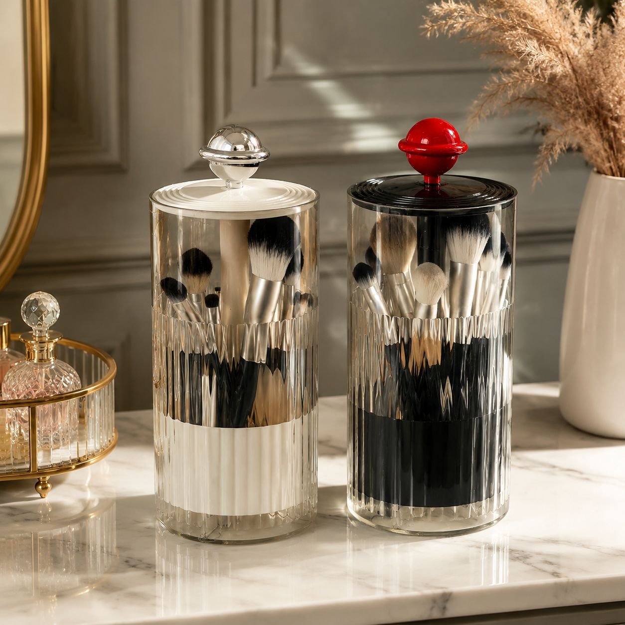 Modern makeup storage holder for brushes and accessories