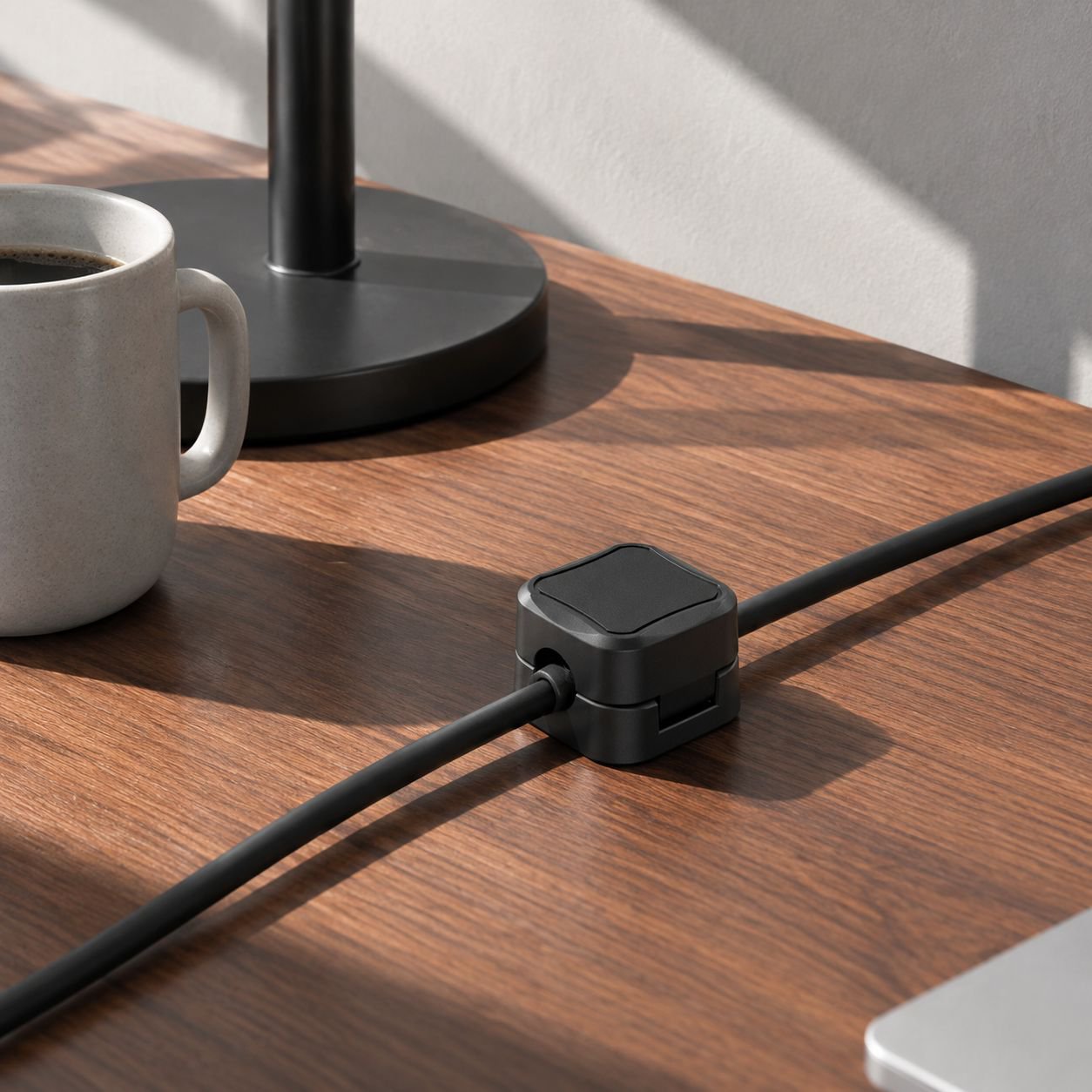 Magnetische Ladekabel-Aufbewahrung