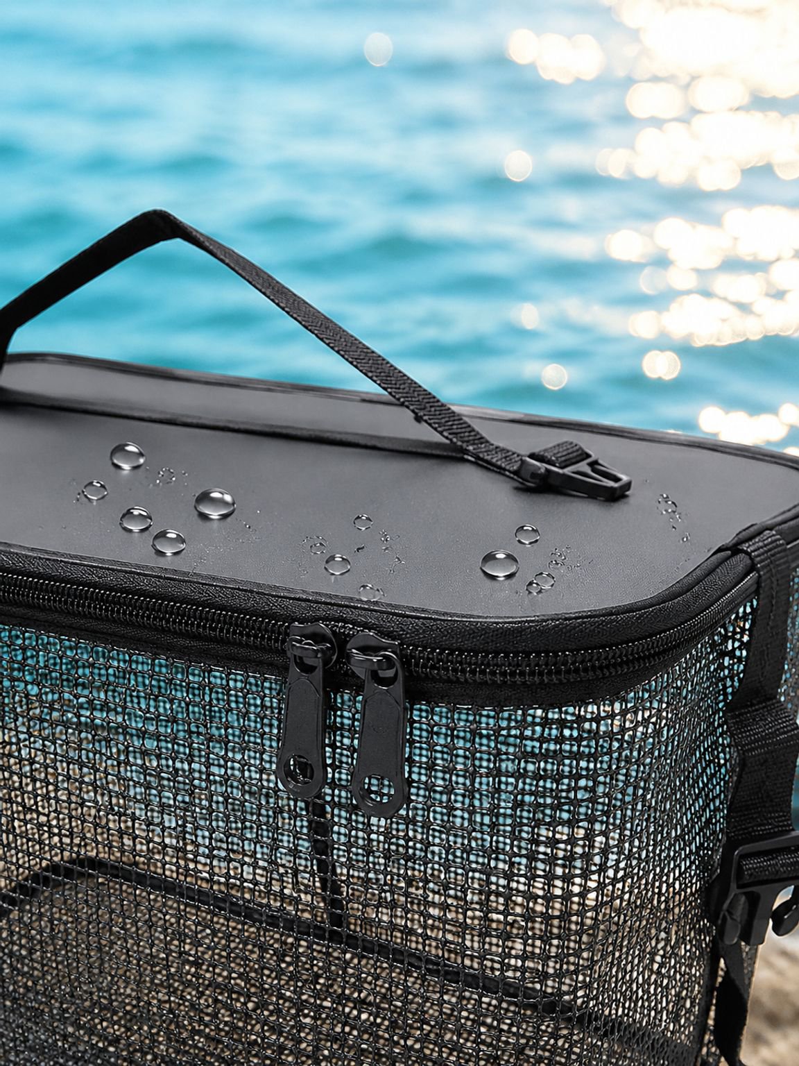 Compact fish guard for storing a catch while fishing