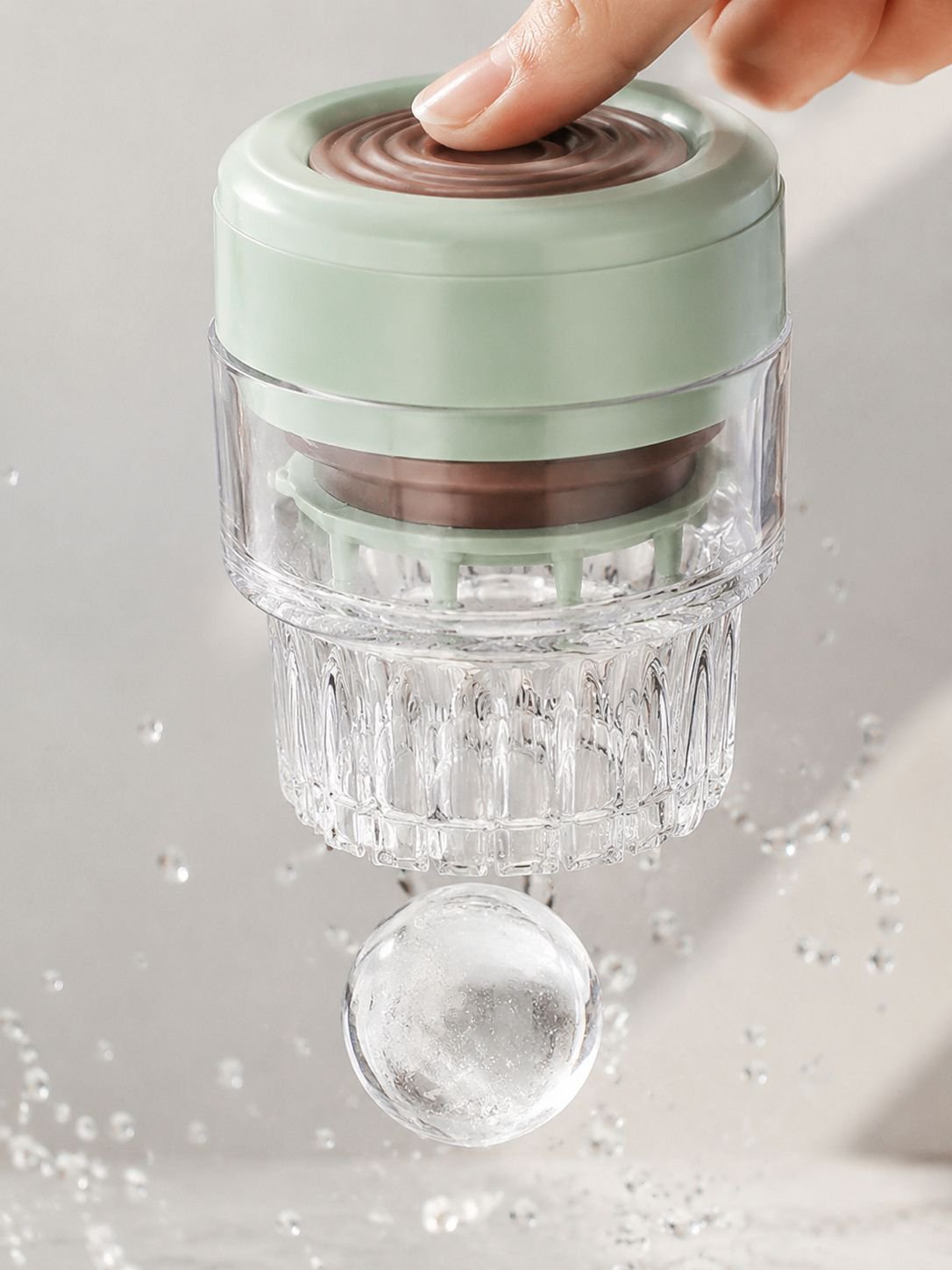 Safe BPA-free ice mold for beverages
