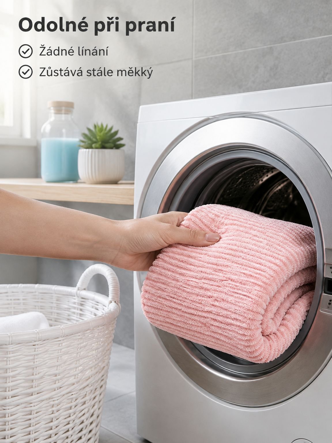 Měkký a rychleschnoucí ručník z korálového fleecu