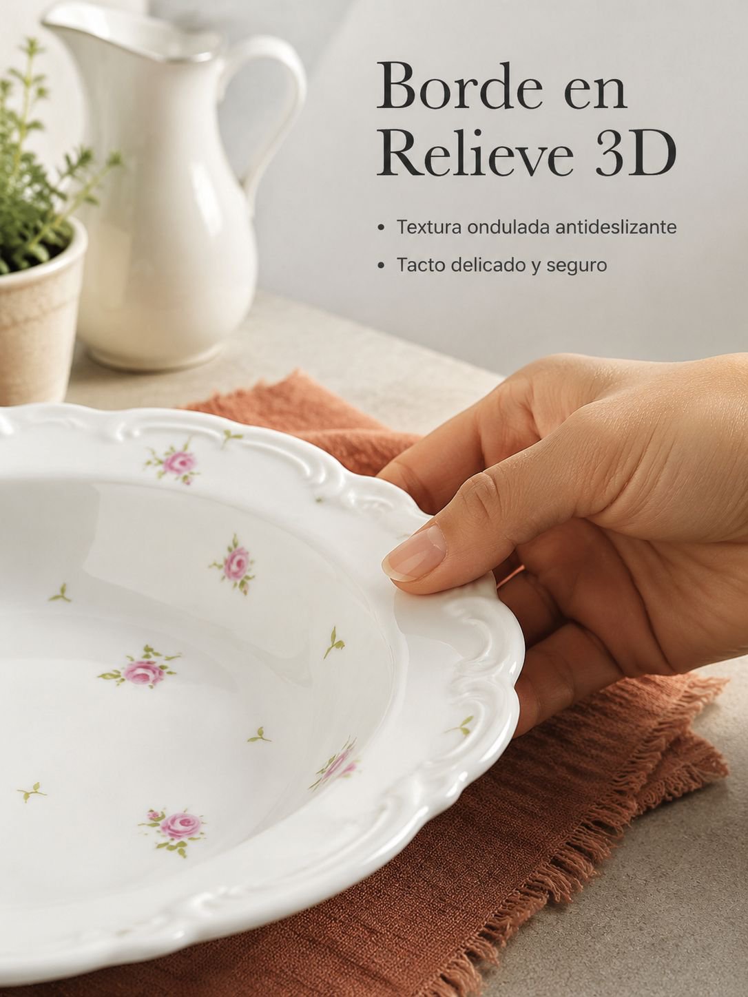 Plato de cerámica con relieve de rosa
