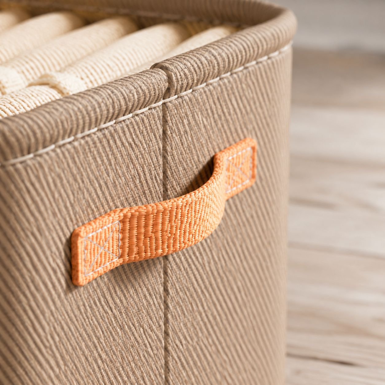 Heavy duty closet organizer box for clothing