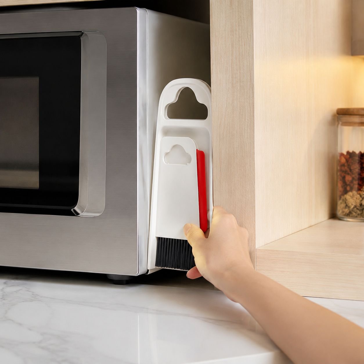Easy-to-store desktop cleaning tools