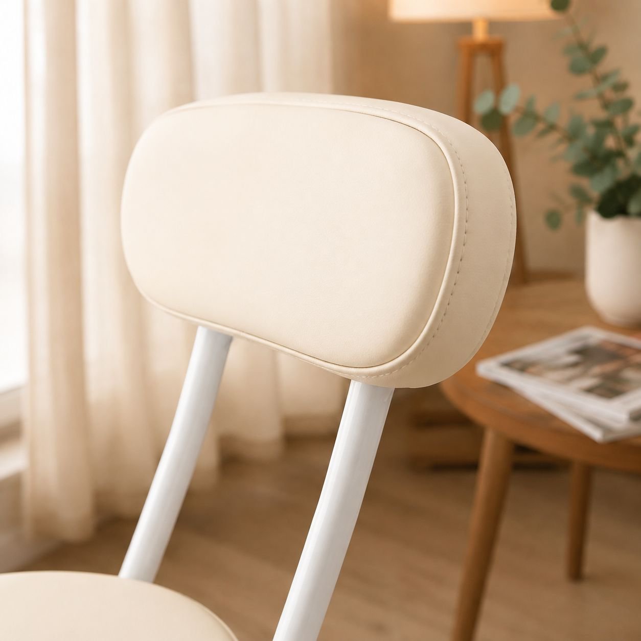 Compact folding chair for easy storage