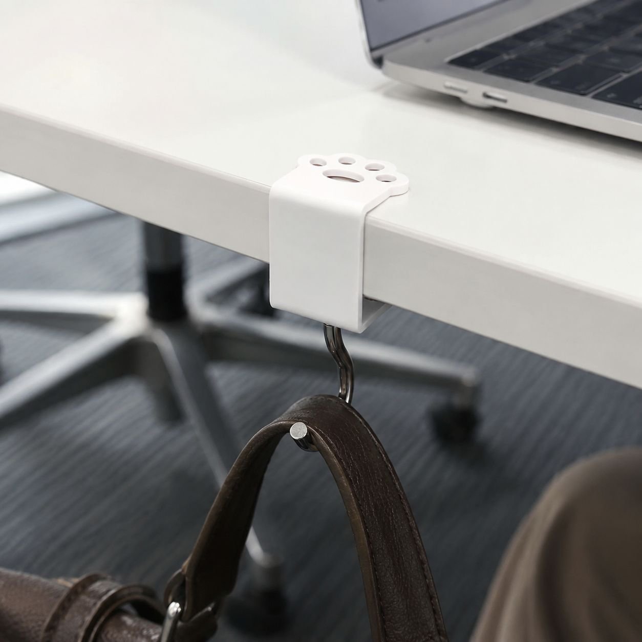Creative cat paw shaped hook for desktop accessories