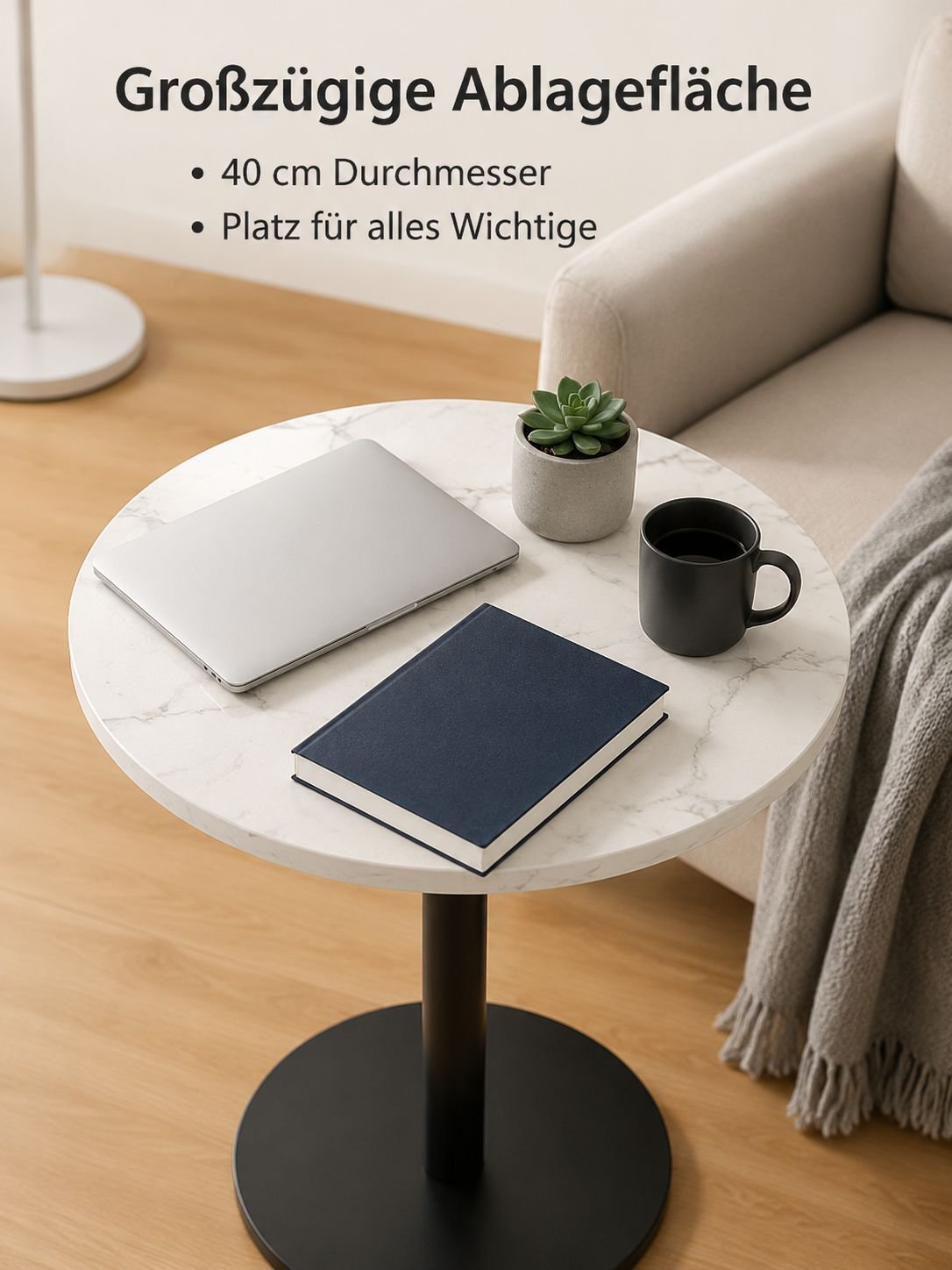 Multifunktionaler kleiner Tisch als Wohnaccessoire