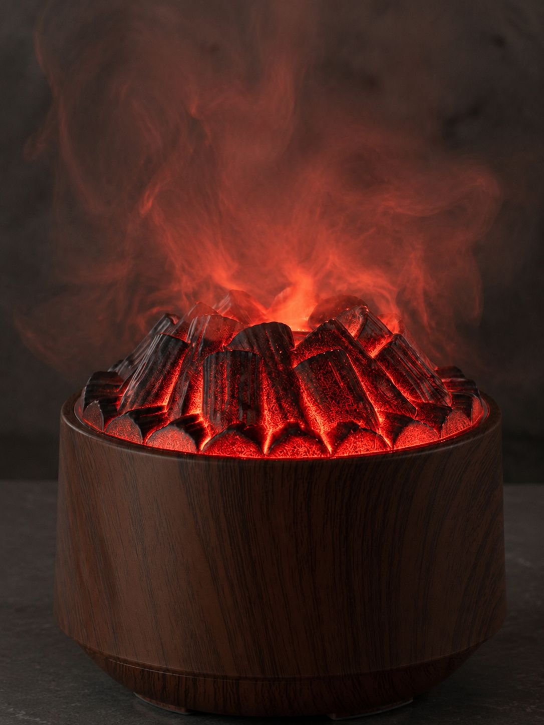 Quiet home humidifier with high mist output