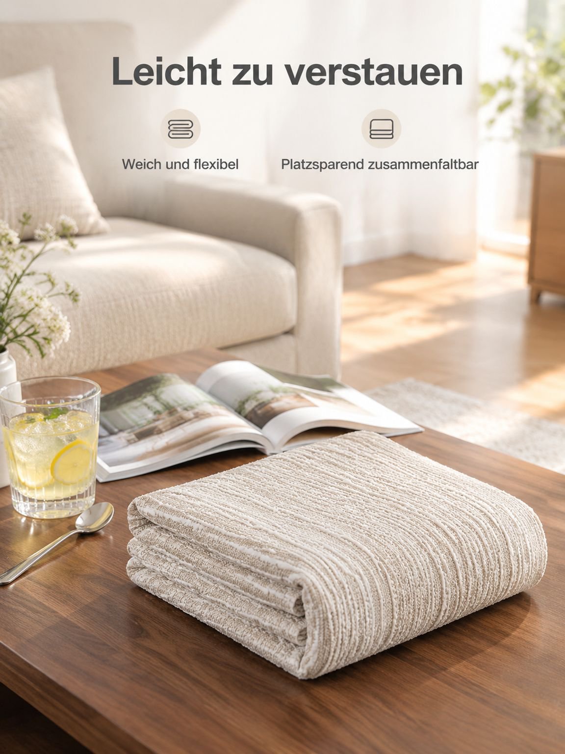 Kühlende Sitzauflage auf einem Sofa im Wohnzimmer