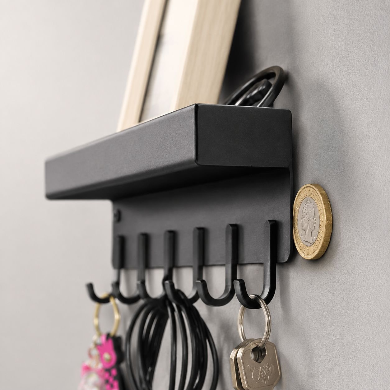 No-drill key organizer used in office environment