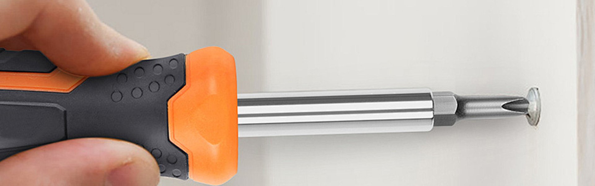 집안 정리와 청소를 위한 필수 아이템 모음,실용적인 생활용품과 공구 쇼핑몰 추천,집을 더 깨끗하게! 인기 청소 및 정리 도구 전문몰