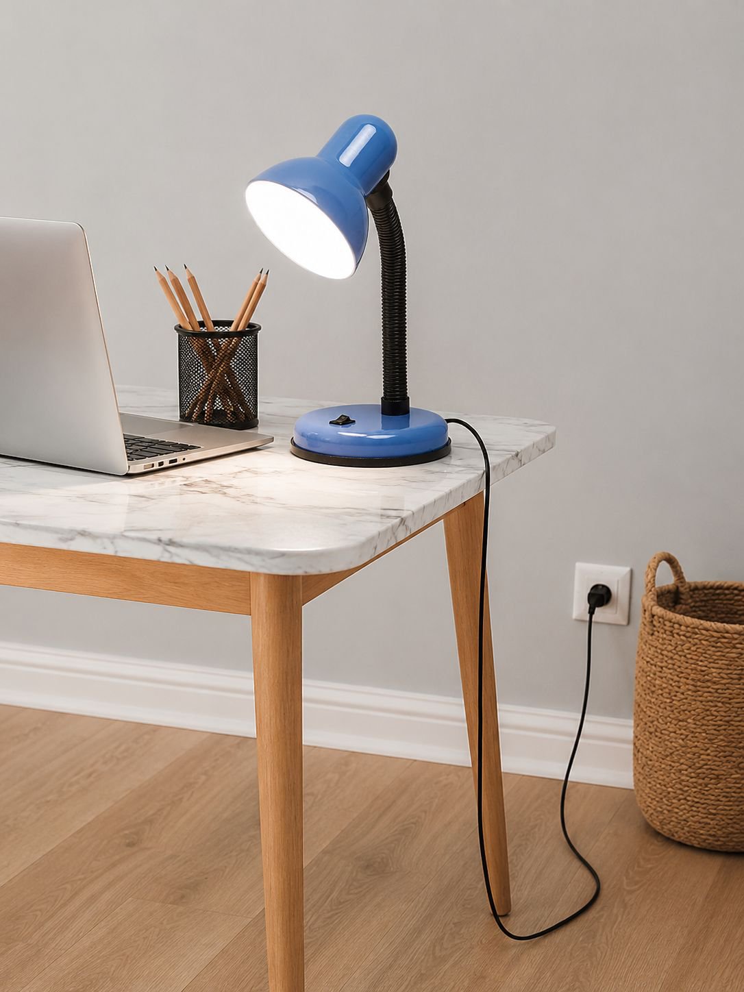 Lampe de bureau LED à ampoule remplaçable