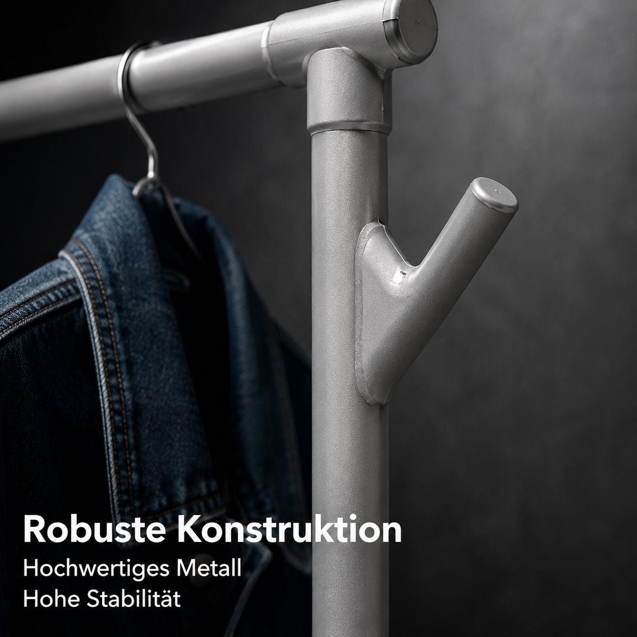 Freistehender, multifunktionaler Kleiderständer für Zuhause