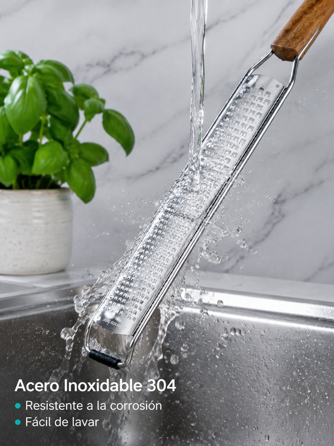 Utensilio de cocina para obtener ralladura fina