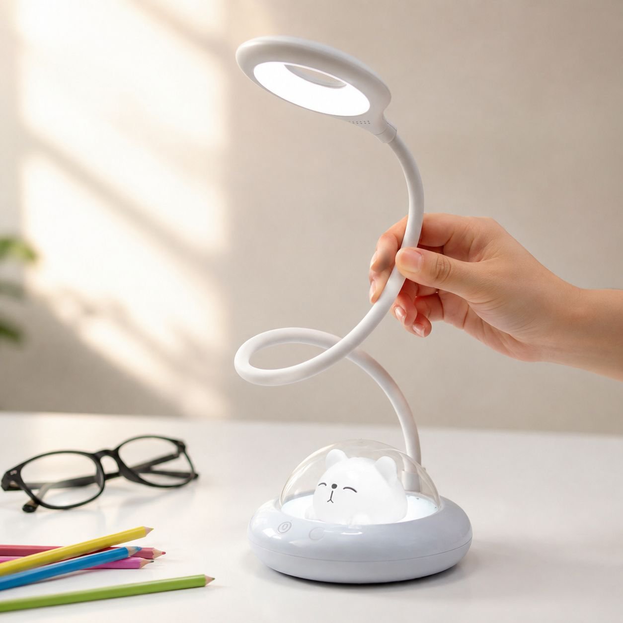 Foldable Multifunctional Reading Lamp for Dormitory