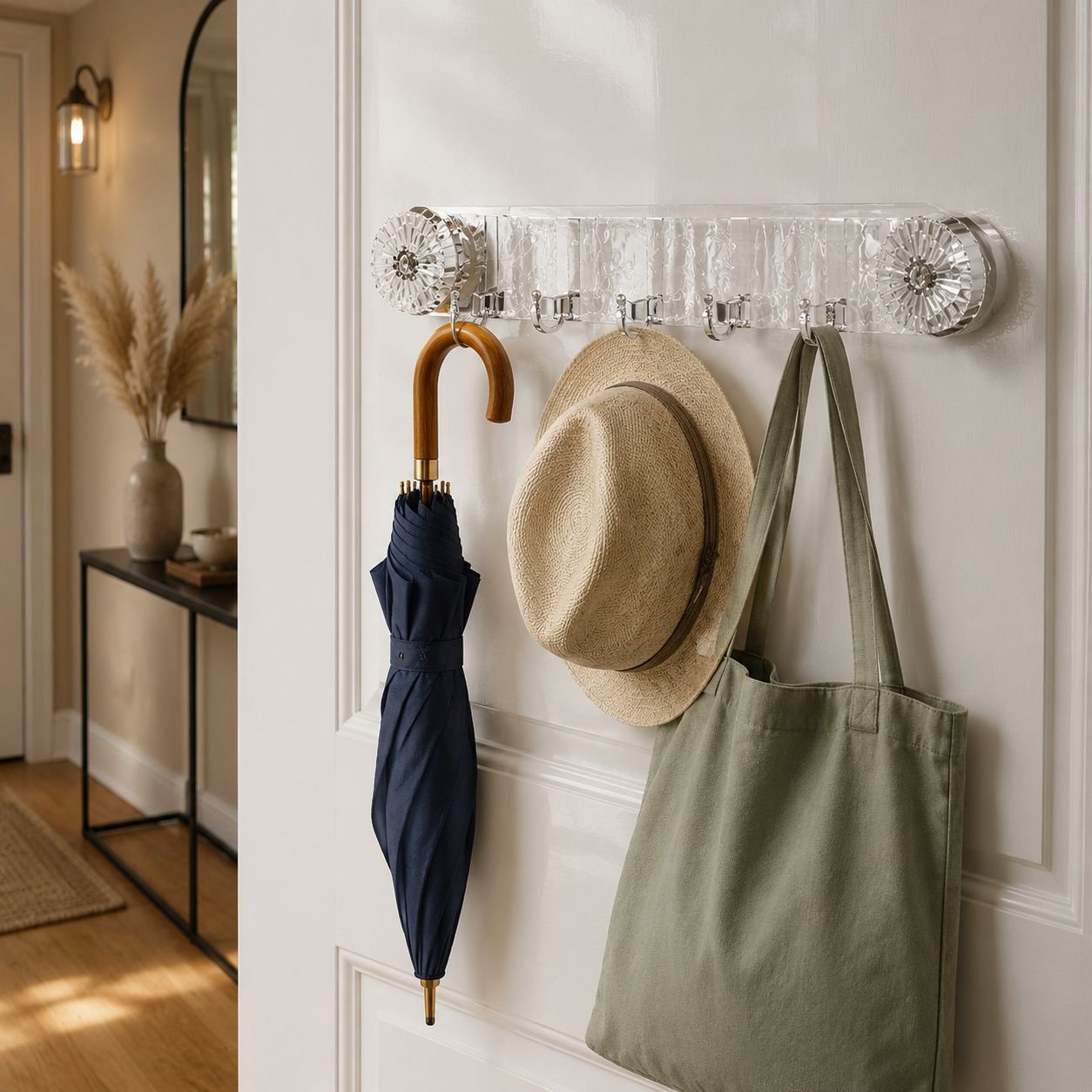Swivel suction hooks for kitchen organization