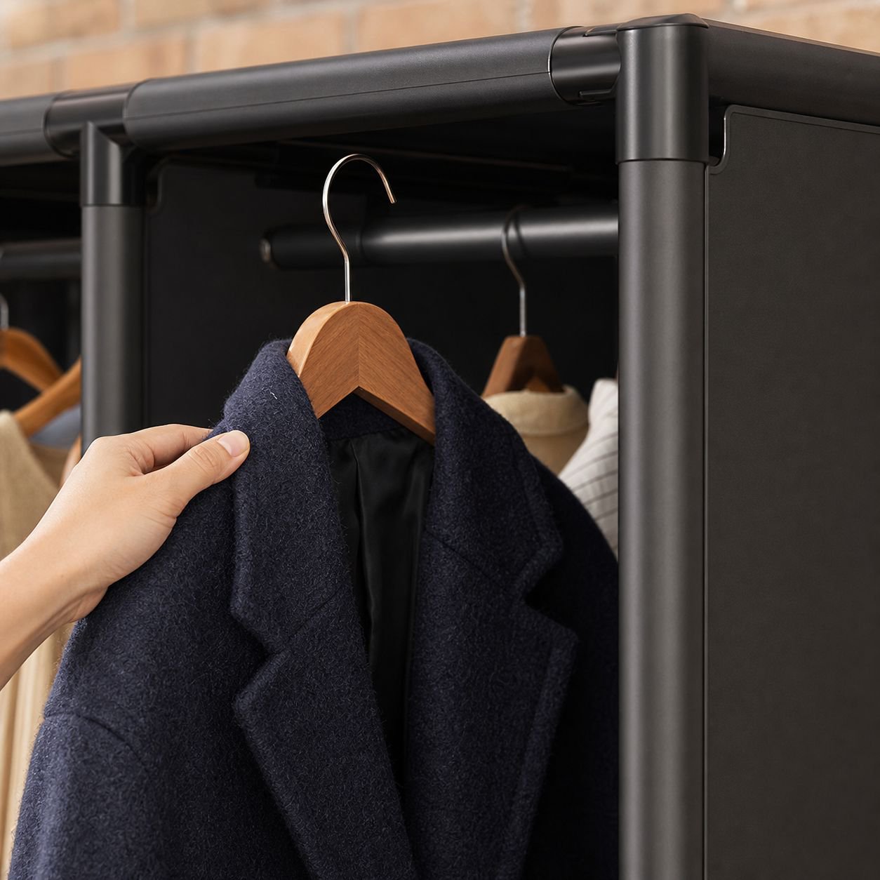 Sturdy and Durable Bedroom Wardrobe, Minimalist Floor Storage Rack, Suitable for Small Spaces