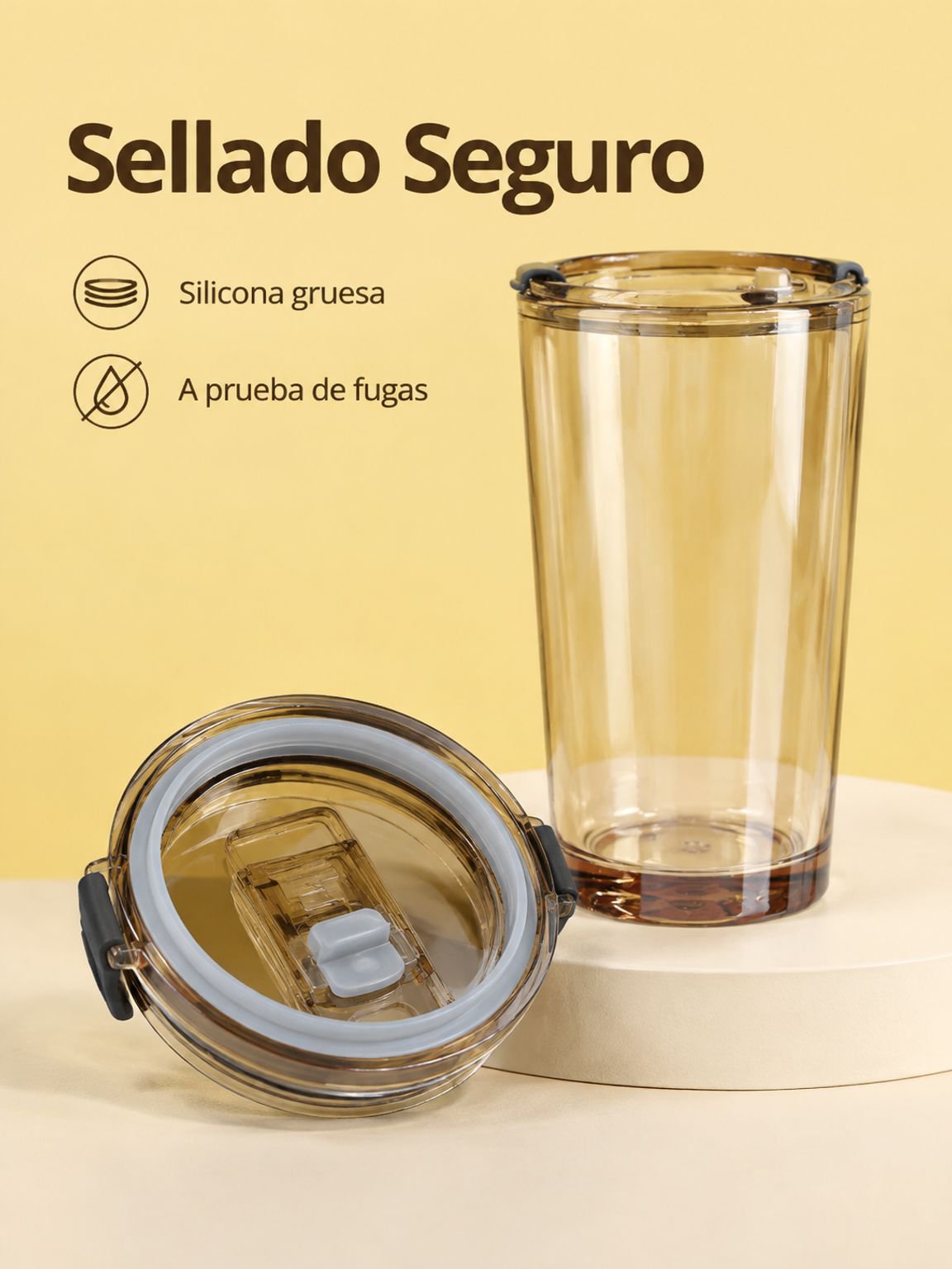 Vaso con tapa y pajita para té y bebidas