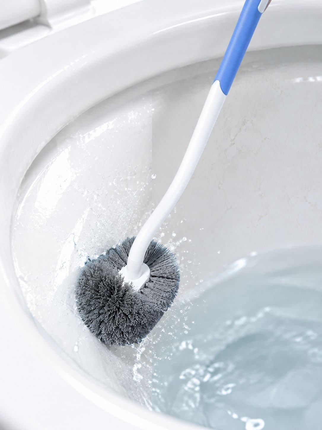 Brosse de toilette avec design minimaliste pour salle de bain