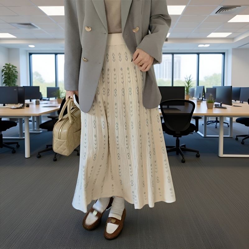 고급스러운 자카드 소재 스커트 근접 이미지