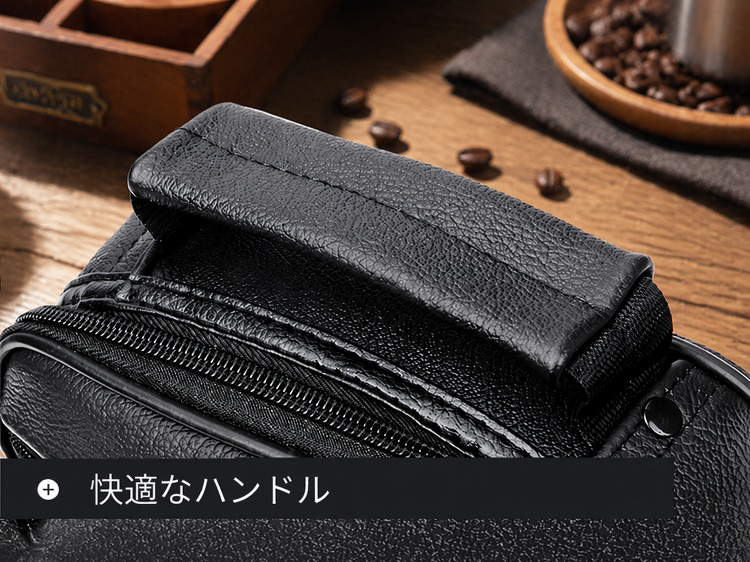 PC収納可能なメンズショルダーバッグの収納例