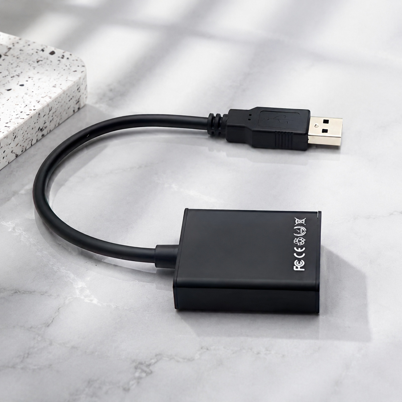 USB to HDMI display adapter showing dual monitors