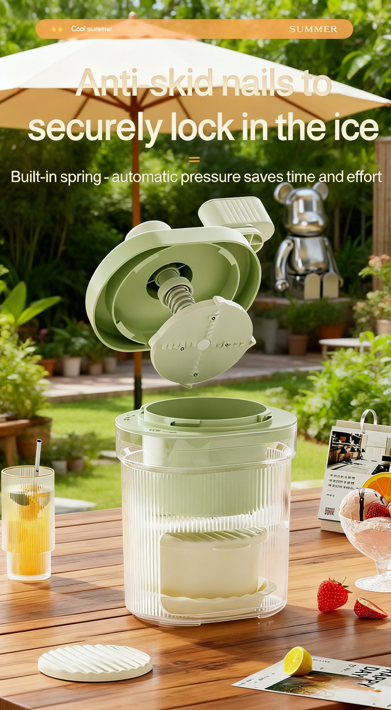 Ice shaver for making refreshing frozen drinks