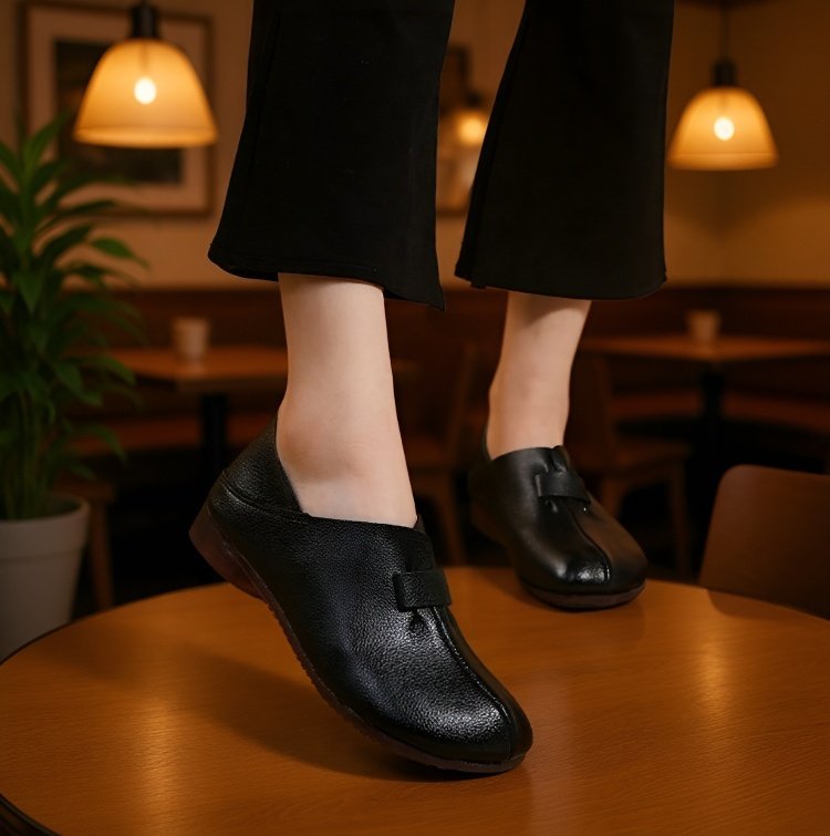 حذاء كاجوال للأم بنعل ناعم ومقدمة عريضة